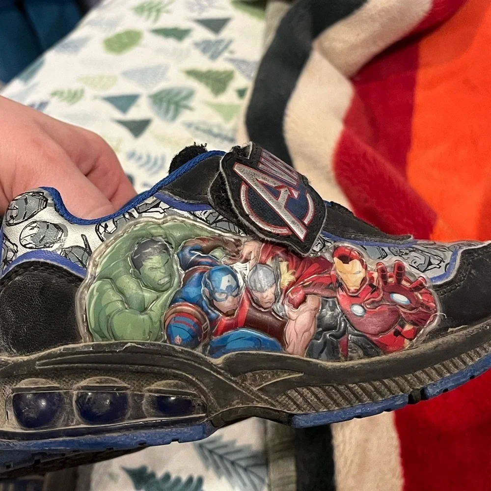 Marvel tennis shoes